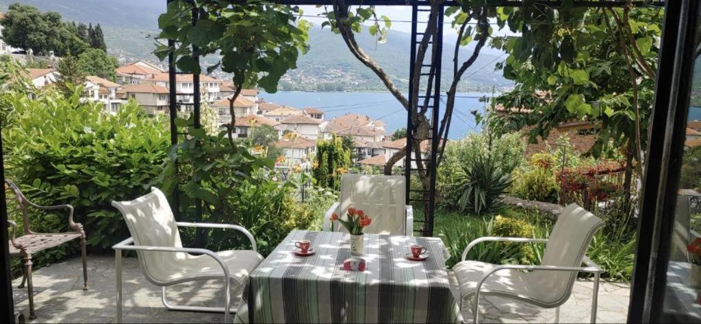 Tito'S Place Ohrid Eksteriør billede